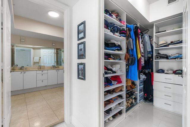 411 N New River Drive 2205, Fort Lauderdale, FL 33301