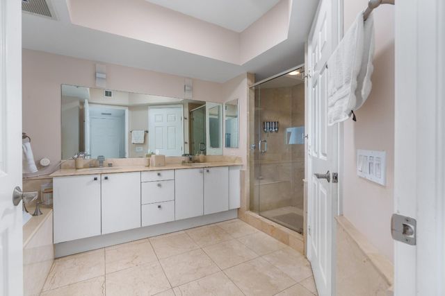 411 N New River Drive 2205, Fort Lauderdale, FL 33301