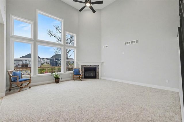 72 Clear Lake Parkway, Hoschton, GA 30548