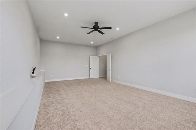 72 Clear Lake Parkway, Hoschton, GA 30548