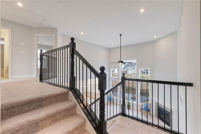 72 Clear Lake Parkway, Hoschton, GA 30548