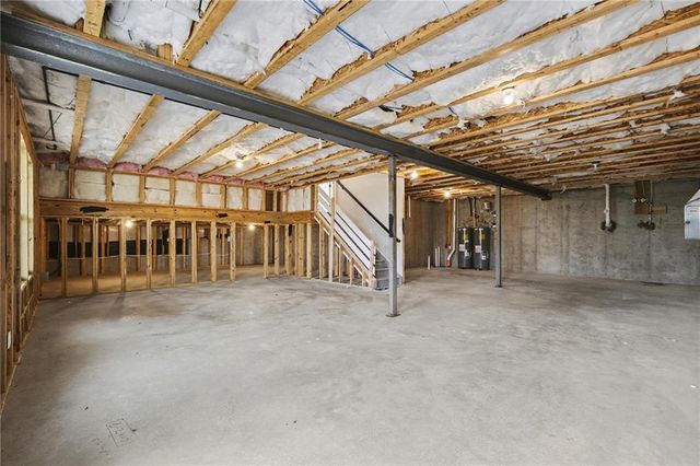 72 Clear Lake Parkway, Hoschton, GA 30548