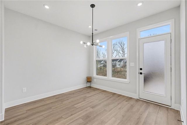 72 Clear Lake Parkway, Hoschton, GA 30548