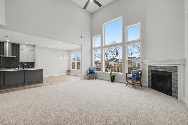 72 Clear Lake Parkway, Hoschton, GA 30548