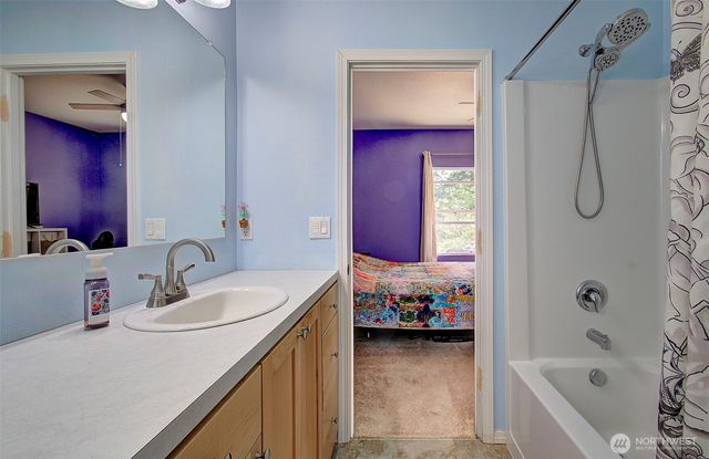 248 Harlequin Court, Woodland, WA 98674