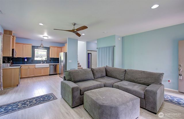 248 Harlequin Court, Woodland, WA 98674