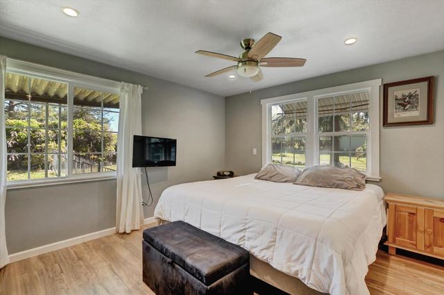 14939 Stagecoach Way, Rough And Ready, CA 95975