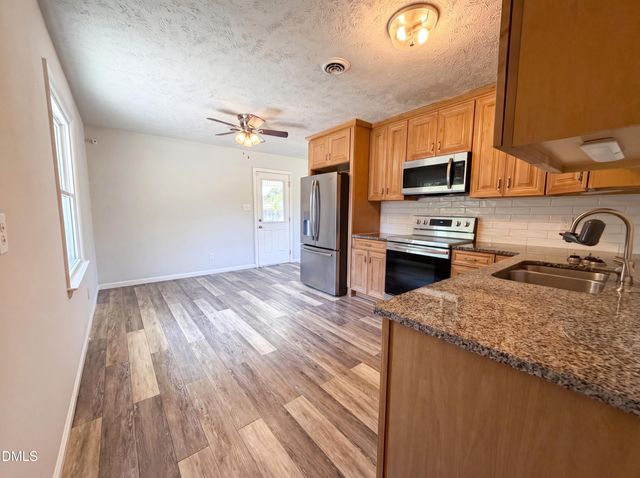 5921 Richfield Avenue, Hope Mills, NC 28348