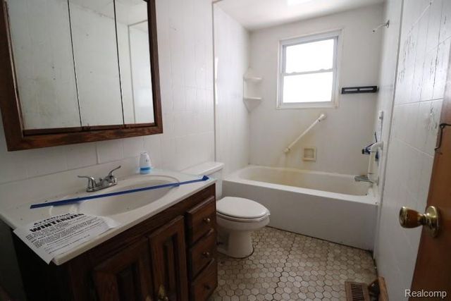 5184 E Mount Morris Road, Mount Morris, MI 48458