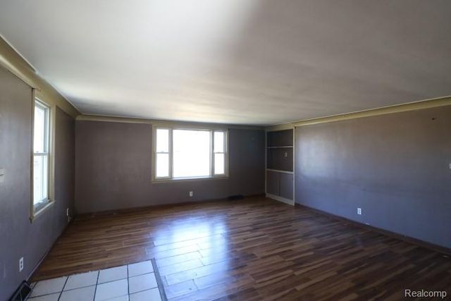 5184 E Mount Morris Road, Mount Morris, MI 48458