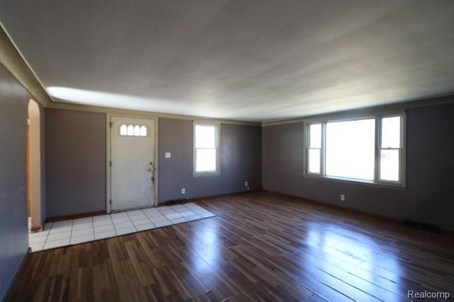 5184 E Mount Morris Road, Mount Morris, MI 48458