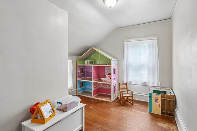 2610 2nd Avenue SE, Cedar Rapids, IA 52403