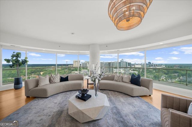 2881 Peachtree Road NE APT 2201, Atlanta, GA 30305