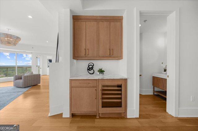 2881 Peachtree Road NE APT 2201, Atlanta, GA 30305