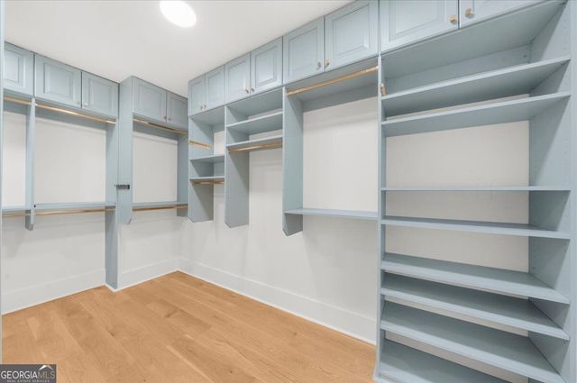 2881 Peachtree Road NE APT 2201, Atlanta, GA 30305