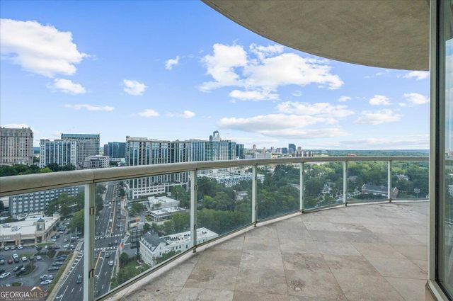 2881 Peachtree Road NE APT 2201, Atlanta, GA 30305