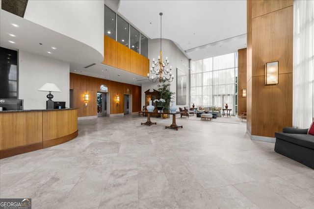 2881 Peachtree Road NE APT 2201, Atlanta, GA 30305