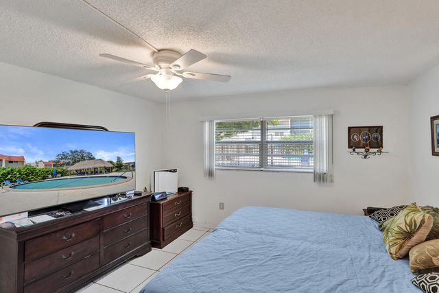 2651 Sunrise Lakes Drive E, Sunrise, FL 33322