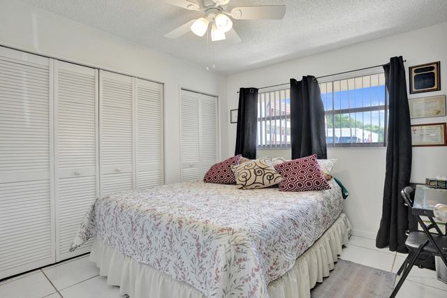 2651 Sunrise Lakes Drive E, Sunrise, FL 33322