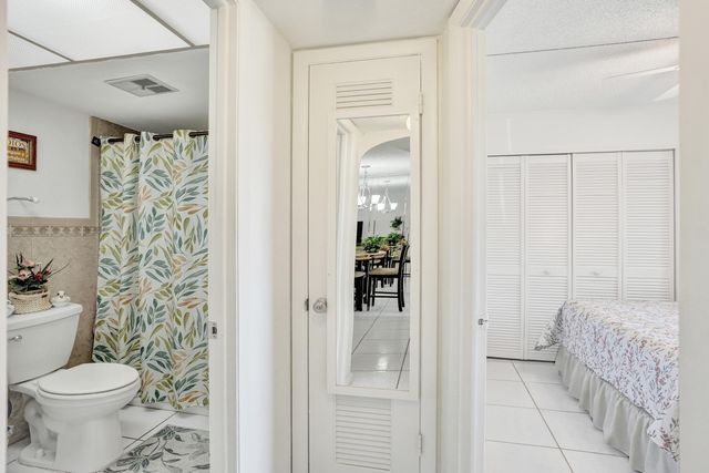 2651 Sunrise Lakes Drive E, Sunrise, FL 33322