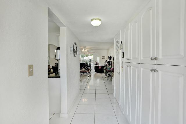 2651 Sunrise Lakes Drive E, Sunrise, FL 33322
