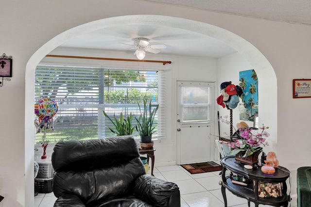 2651 Sunrise Lakes Drive E, Sunrise, FL 33322