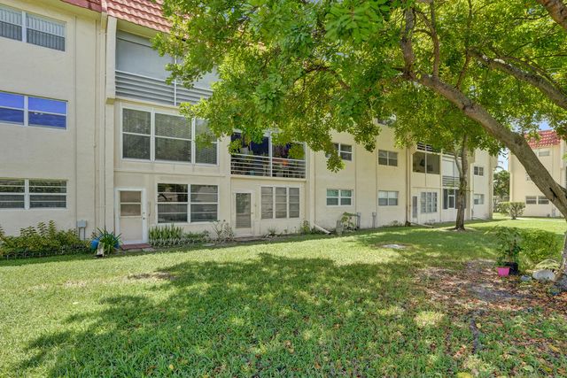 2651 Sunrise Lakes Drive E, Sunrise, FL 33322
