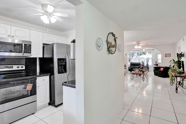 2651 Sunrise Lakes Drive E, Sunrise, FL 33322