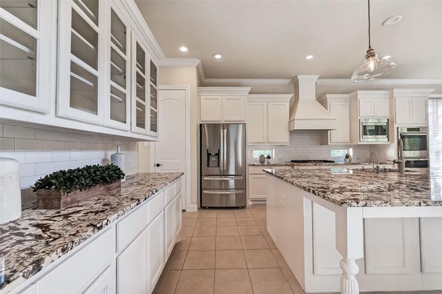 2027 Baker Estates Drive, Houston, TX 77094