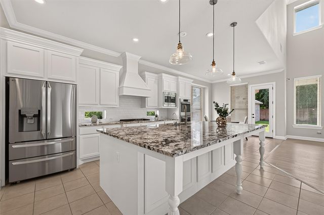 2027 Baker Estates Drive, Houston, TX 77094