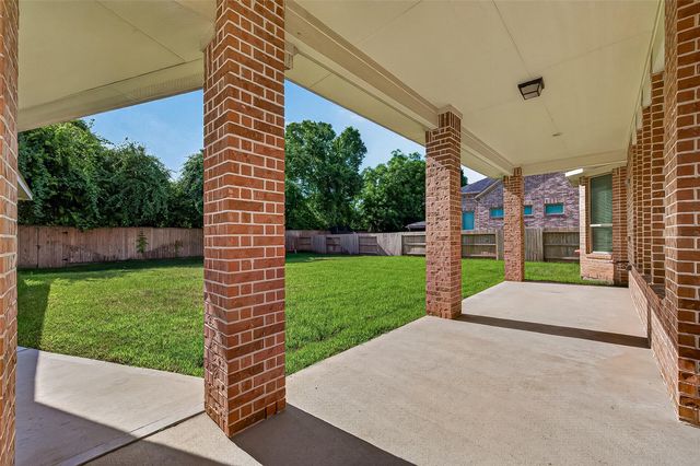 2027 Baker Estates Drive, Houston, TX 77094