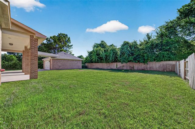 2027 Baker Estates Drive, Houston, TX 77094