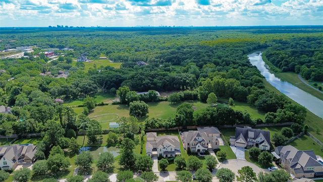 2027 Baker Estates Drive, Houston, TX 77094