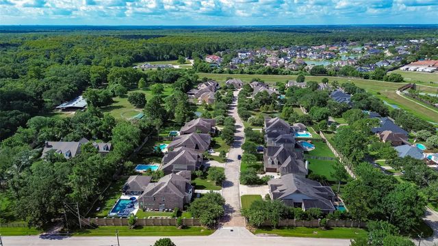 2027 Baker Estates Drive, Houston, TX 77094
