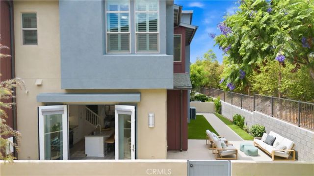 200 Alienta Lane, Rancho Mission Viejo, CA 92694