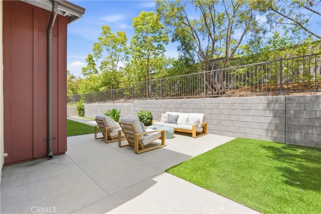 200 Alienta Lane, Rancho Mission Viejo, CA 92694