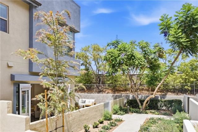 200 Alienta Lane, Rancho Mission Viejo, CA 92694