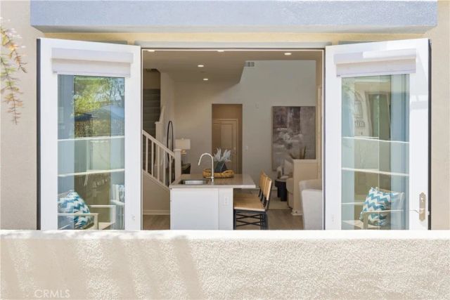 200 Alienta Lane, Rancho Mission Viejo, CA 92694