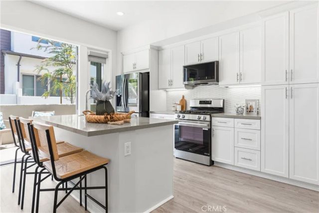 200 Alienta Lane, Rancho Mission Viejo, CA 92694