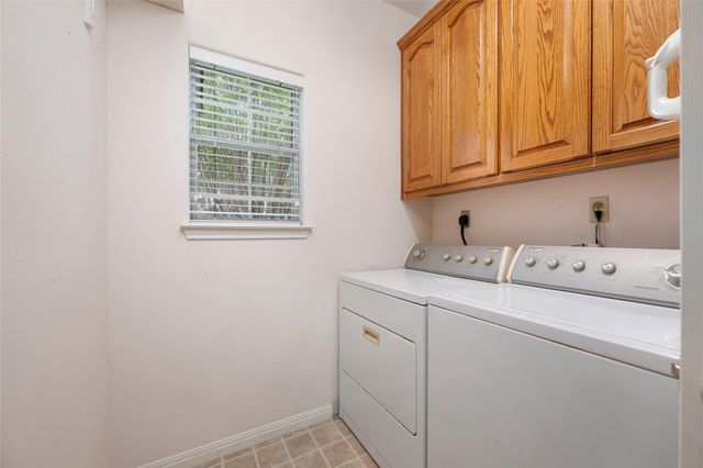 391 Liberty DR, Liberty Hill, TX 78642