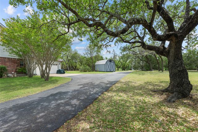 391 Liberty DR, Liberty Hill, TX 78642