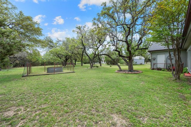 391 Liberty DR, Liberty Hill, TX 78642