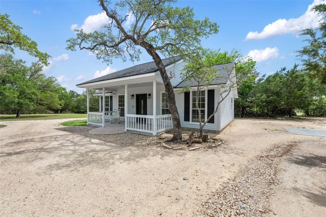 391 Liberty DR, Liberty Hill, TX 78642