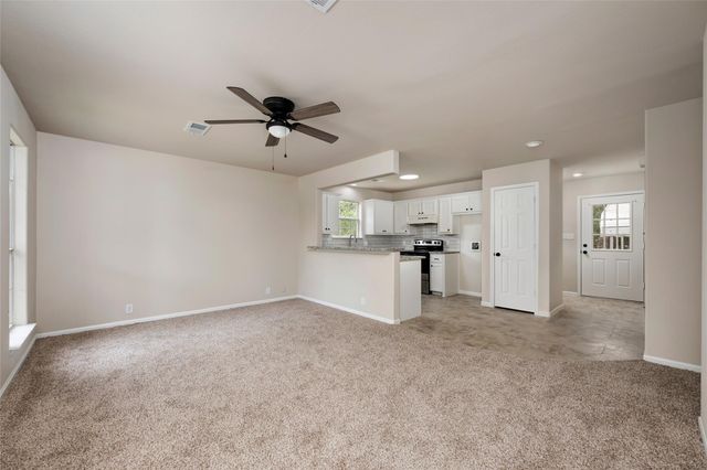 391 Liberty DR, Liberty Hill, TX 78642