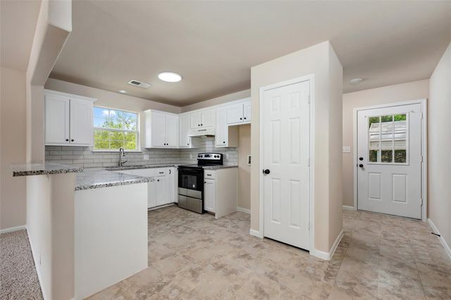 391 Liberty DR, Liberty Hill, TX 78642