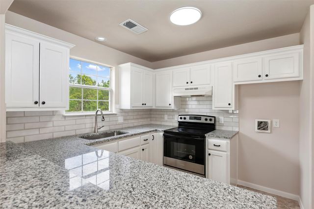 391 Liberty DR, Liberty Hill, TX 78642