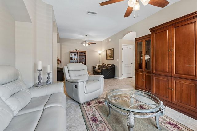 6601 SPARKLING WAY, Wesley Chapel, FL 33545