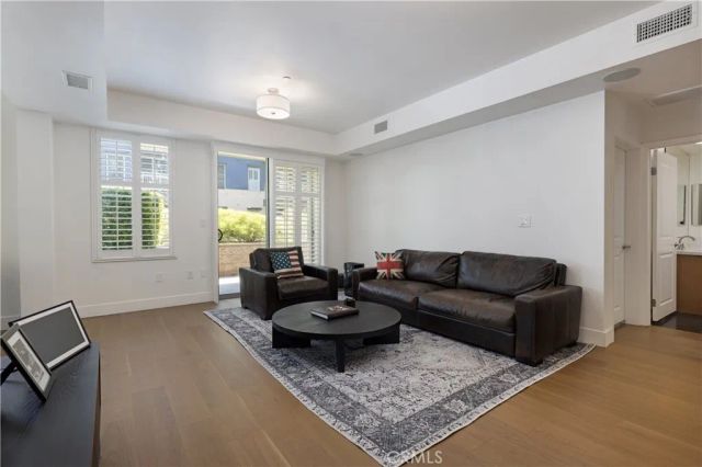 150 The Promenade North 202, Long Beach, CA 90802