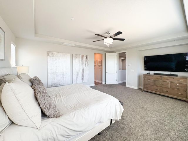 4477 Seabiscuit Dr, Roseville, CA 95747