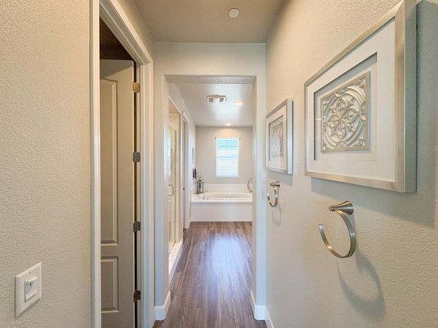 4477 Seabiscuit Dr, Roseville, CA 95747